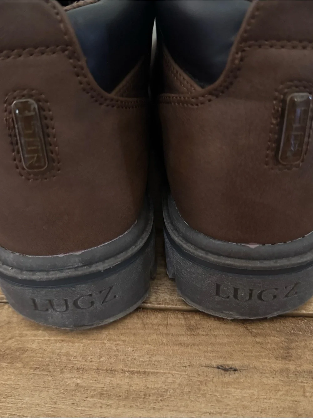 Lugz Brown Moc Toe Chukka Boots Men’s Size 7.5